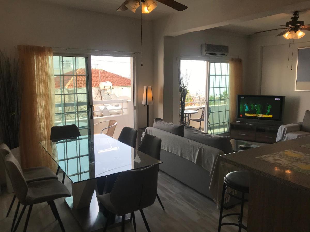 Panoramic Sea View Apartments Larnaca Bagian luar foto